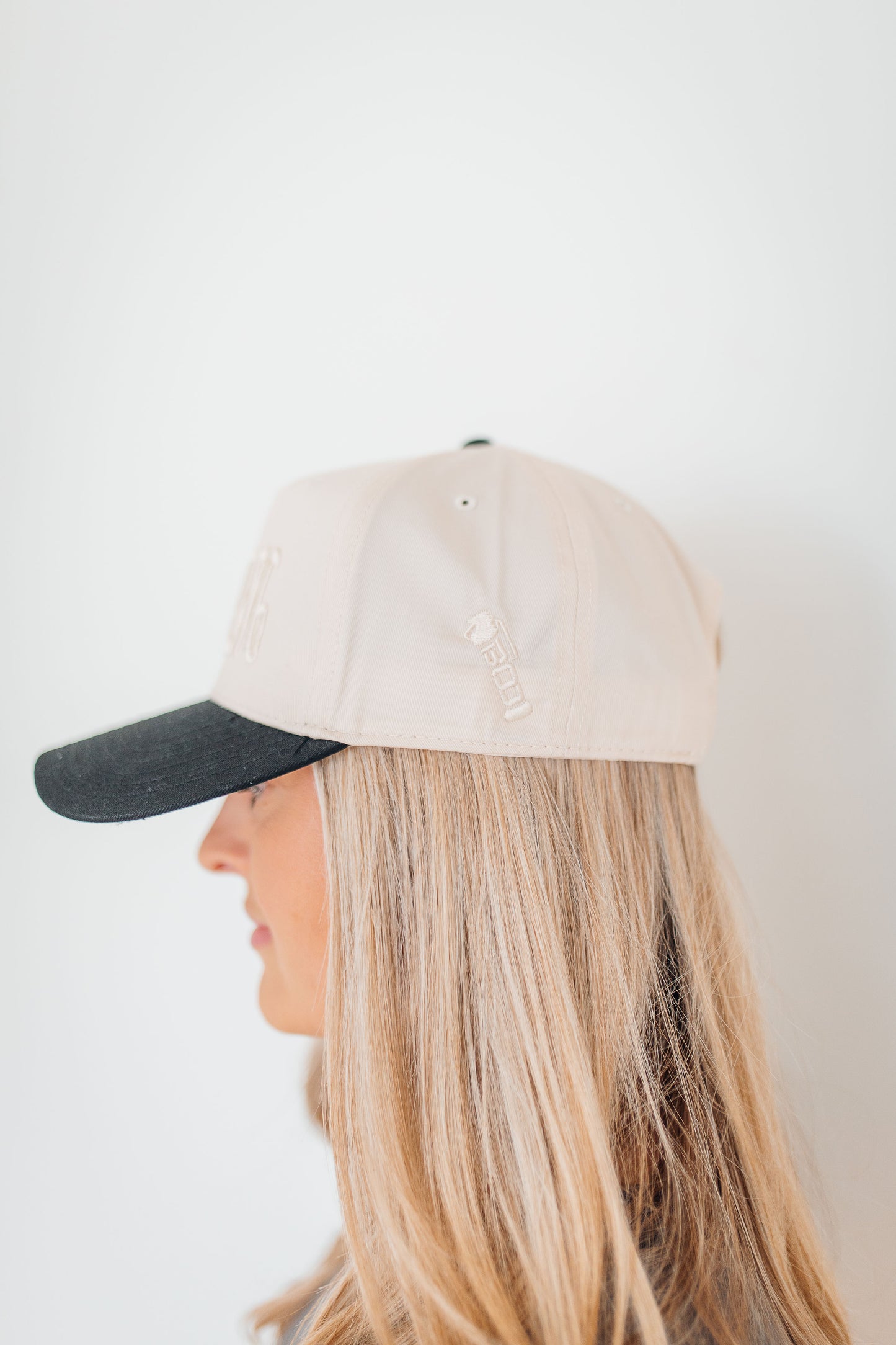 STUNNING Hat